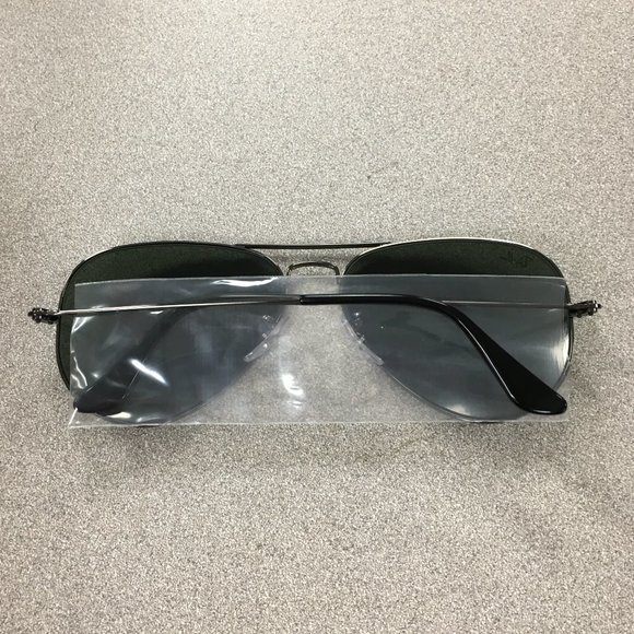 Ray-Ban Rb3025 Classic Aviator Sunglasses - Picture 6 of 10
